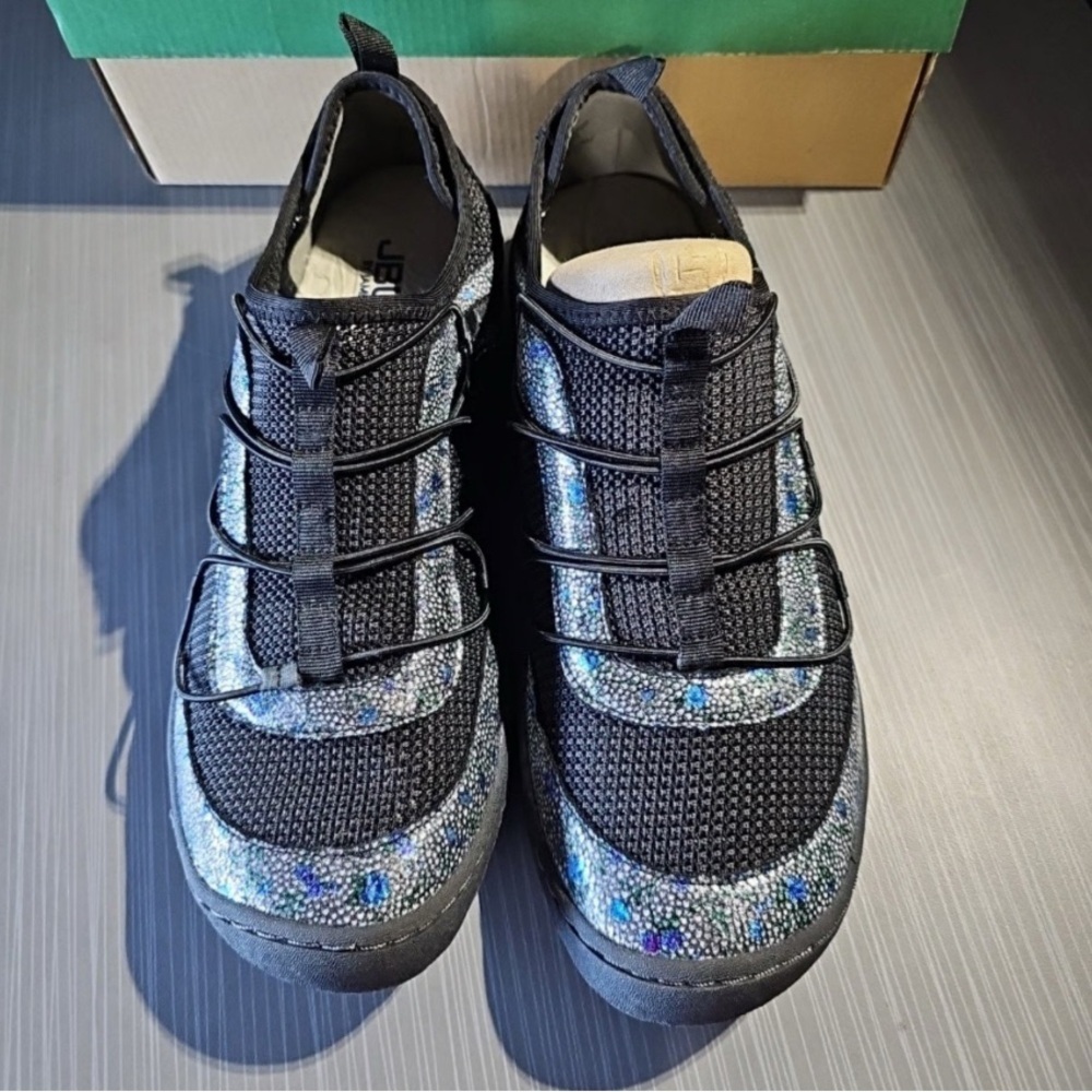 JBU Black and Blue Women's Sneakers​​ - Picture 3 of 5